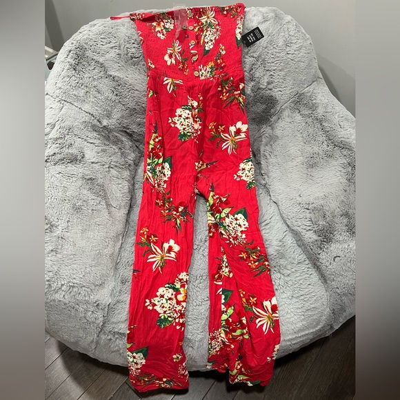 Never worn - Picture 2 of 2